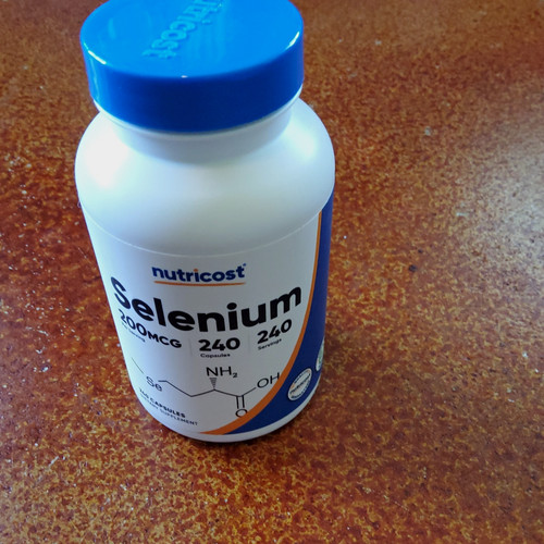 Nutricost selenium 200 mcg - 200,